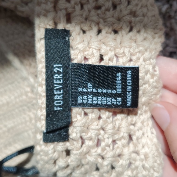 Forever 21 Crochet Crop Top - Picture 7 of 7